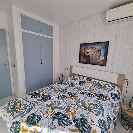 Lovely One Bedroom With Balcony 罗萨斯 外观 照片
