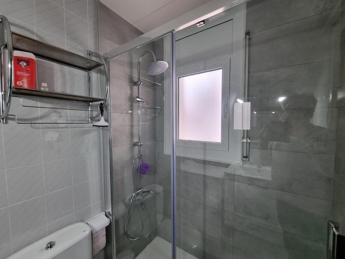 Lovely One Bedroom With Balcony 罗萨斯 外观 照片